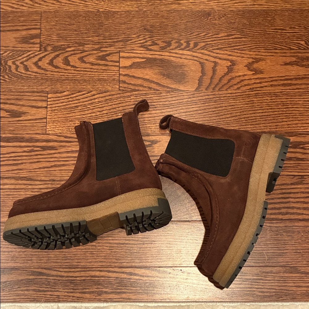 CALIA by Carrie Underwood Brown Ankle Boots